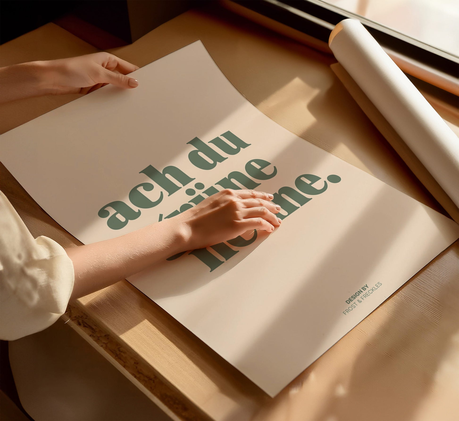 Closeup von deutschem Spruchposter in zeitlosem minimalistischen Design