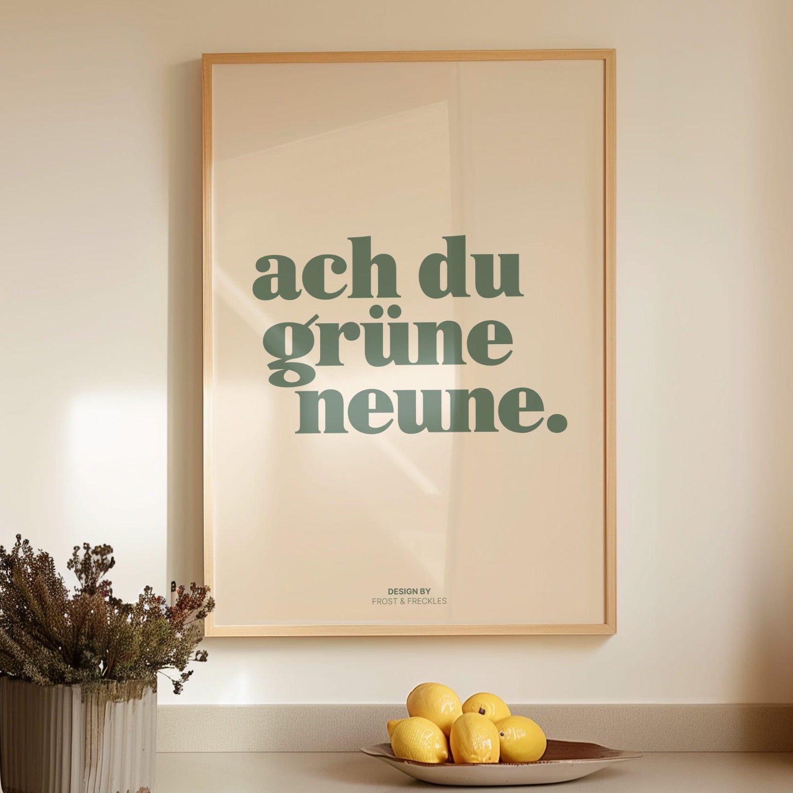 Typografisches Küchenposter mit dem deutschen Spruch "Ach du grüne Neune"