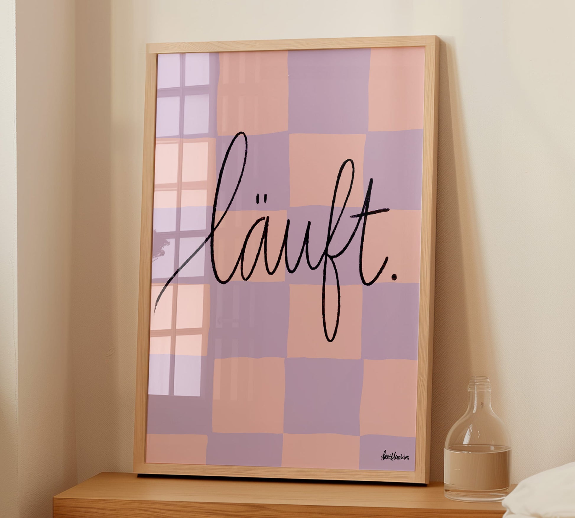 Läuft Poster im rosa Farbton mit handgezeichneter Schreibschrift