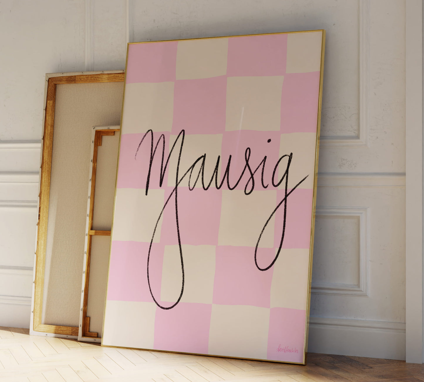 Mausig Poster für moderne, verspielte Wanddeko in Pastell Rosa / Zitrusgelb