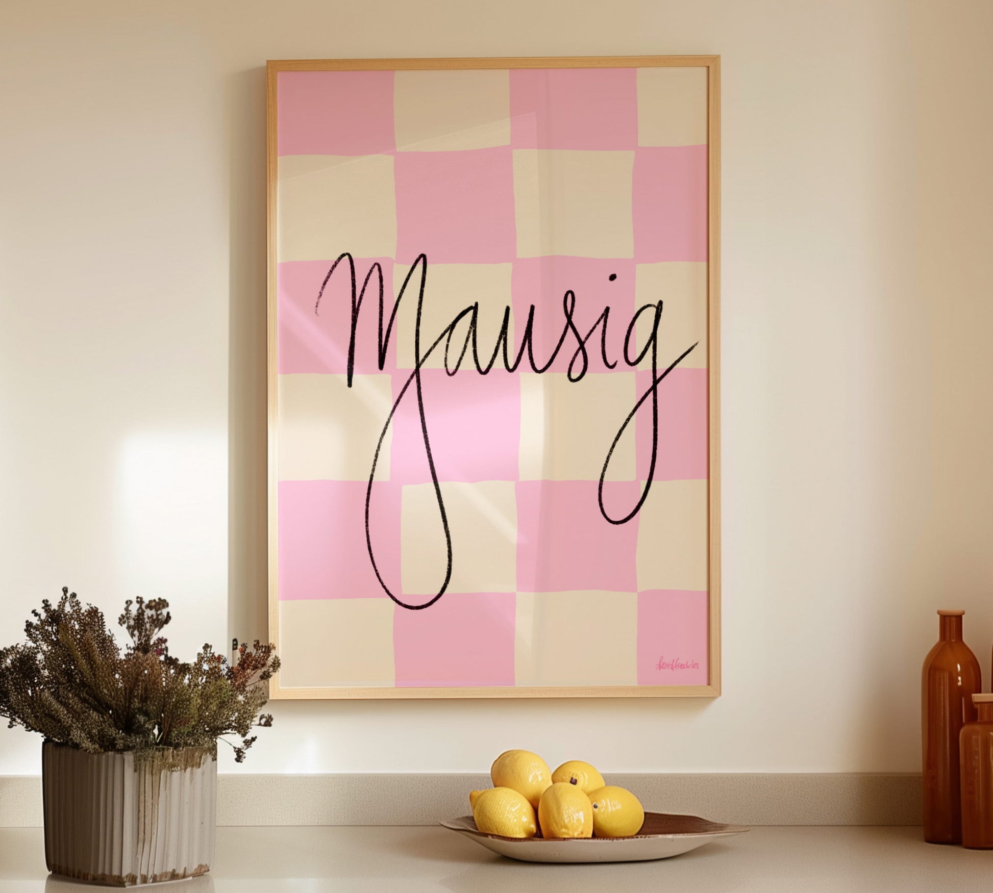 Mausig Print als ästhetisches Wandbild in moderner Küche in Pastellfarben