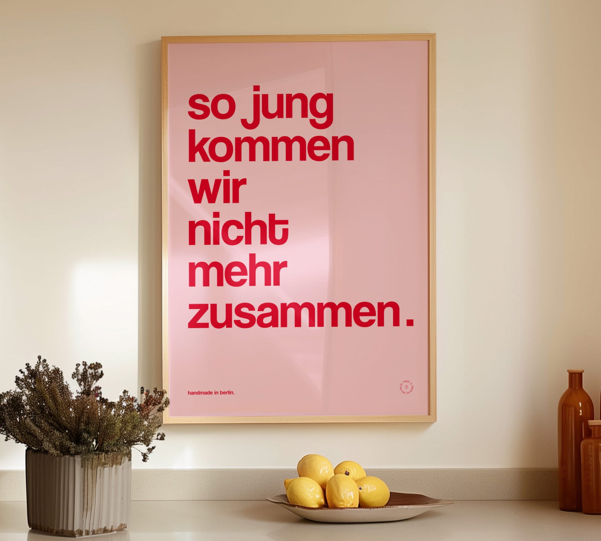 Aesthetic rosa Poster mit moderner Typografie und Humor für die Küche