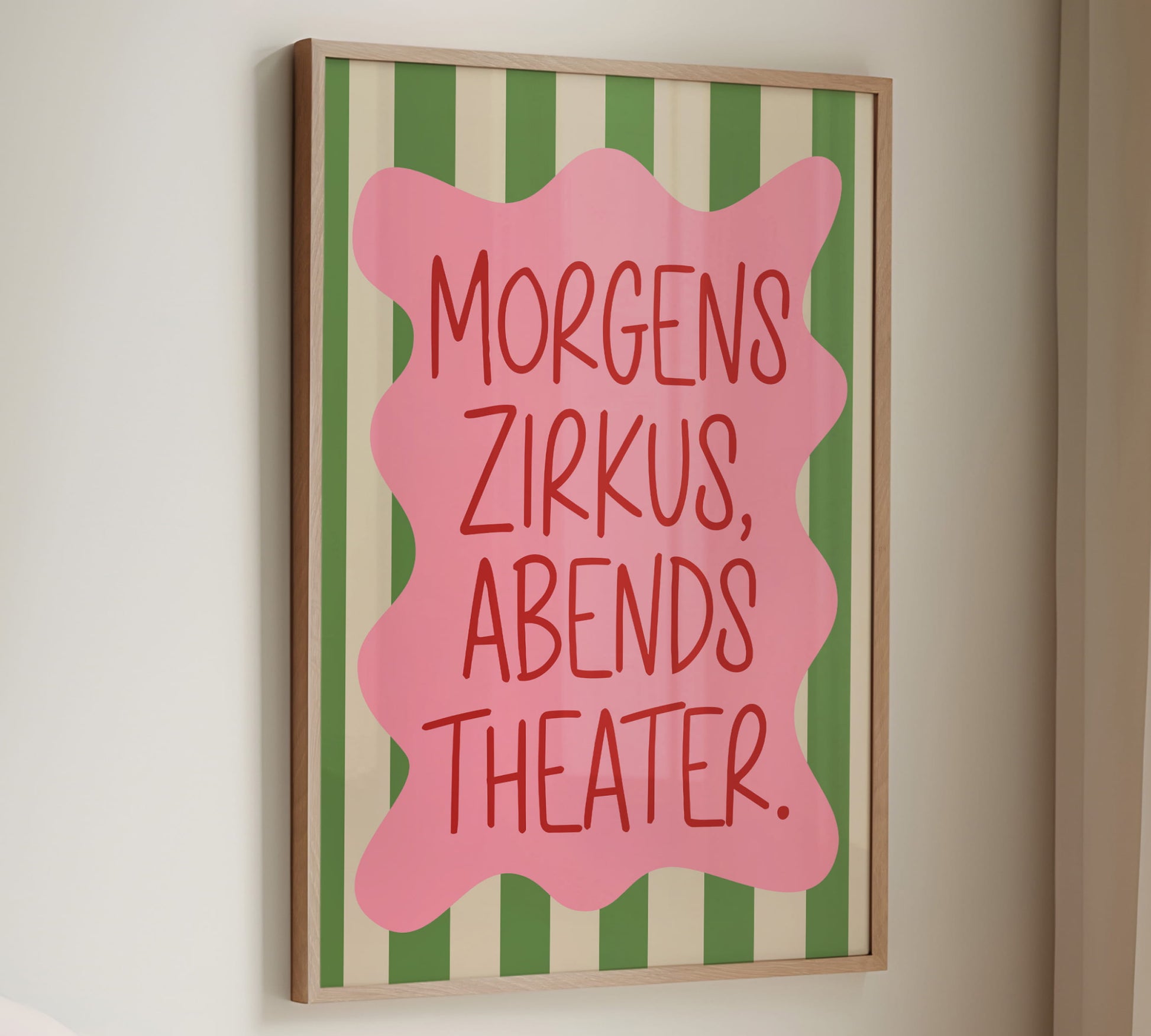 Poster für Spielzimmer mit Bezug zum Familienchaos 